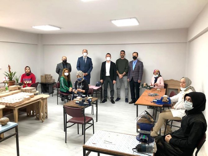 Kaymakam Görmüş; "Kadın Kursiyerlerin Ev Ekonomisine Katkılarını Önemsiyoruz"