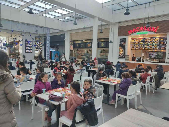 Çocuklarla Yüzde 100 Mutluluk