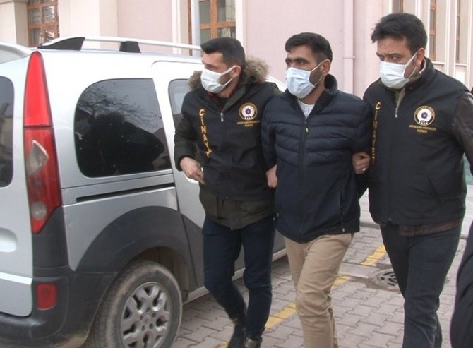 Konuşmak İçin Gittiği Karısını Öldüren Zanlı Tutuklandı