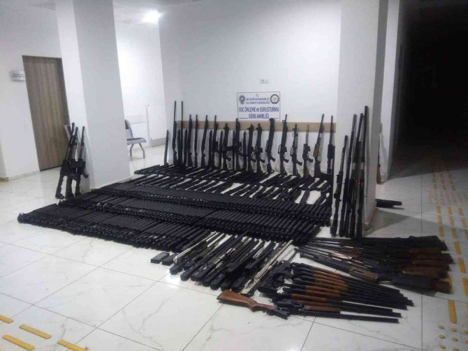 Konya’da 304 Adet Kaçak Tüfek Ele Geçirildi