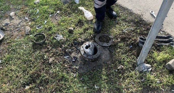 Polisten Kaçan Sürücü Kaza Yapınca Yakayı Ele Verdi