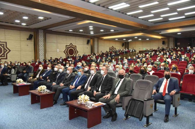 Vali Karadeniz: “Tüm Okullarda Kamera Sistemi Kurmamız Gerekiyor”