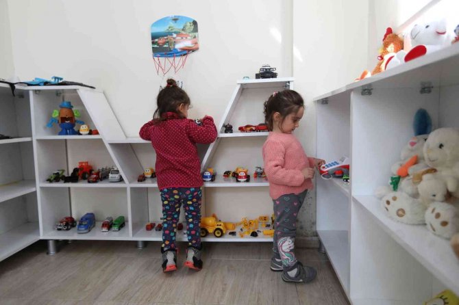 Mezitli’de Kadın Ve Çocuklara Hukuksal Ve Psikolojik Destek Sağlanıyor