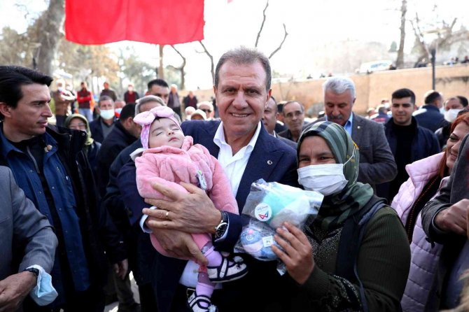 Seçer, Mut’ta Vatandaşlarla Bir Araya Geldi