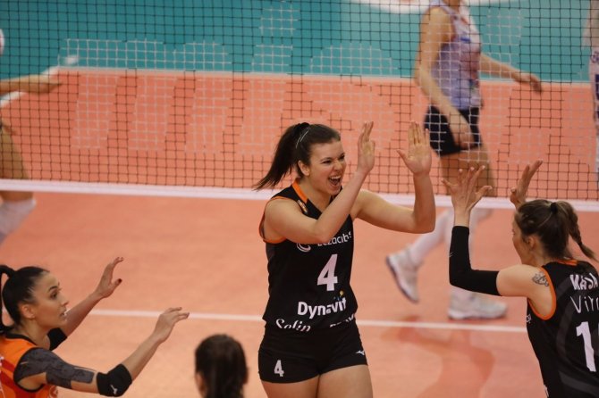 Sultanlar Ligi: Eczacıbaşı Dynavit: 3 - Aydın Büyükşehir Belediyespor: 0