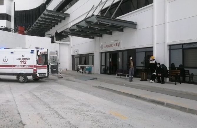 Muğla’da 6 Öğrenci Gıda Zehirlenmesi Şüphesiyle Hastaneye Kaldırıldı
