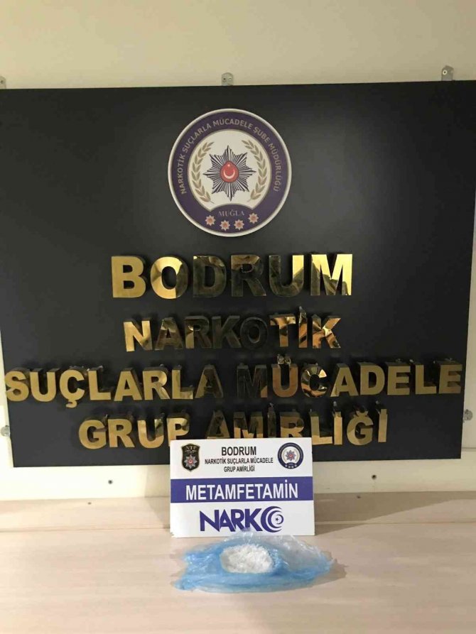Otogarda Uyuşturucu İle Yakalandı