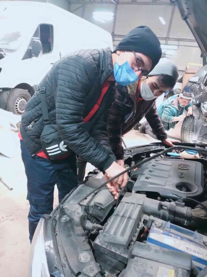 Sanayinin Kalbinin Attığı Meslek Liseleri Sınırları Aşıyor