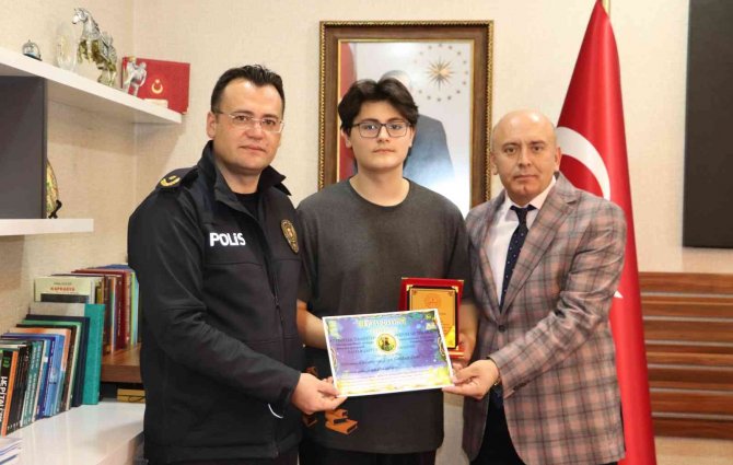 Rusya Devlet Üniversitesince Ödüllendirildiler