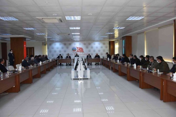 Siirt’te ’Fıstıkçılar Sitesi’ Ve ’Fıstık Ticaret Borsası’ İçin İlk Adımlar Atıldı