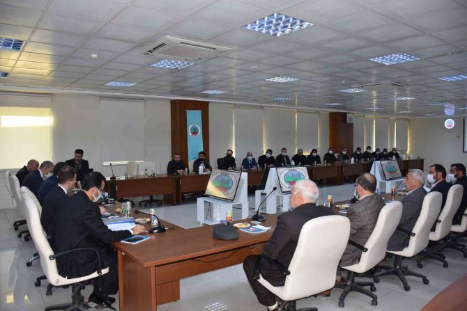 Siirt’te ’Fıstıkçılar Sitesi’ Ve ’Fıstık Ticaret Borsası’ İçin İlk Adımlar Atıldı