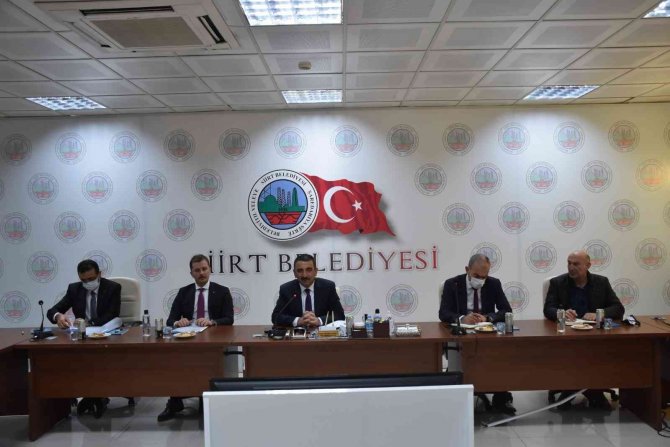 Siirt’te ’Fıstıkçılar Sitesi’ Ve ’Fıstık Ticaret Borsası’ İçin İlk Adımlar Atıldı