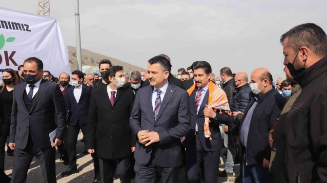 Tarım Ve Orman Bakanlığı’ndan Denizli’ye 80 Milyonluk Araç Desteği