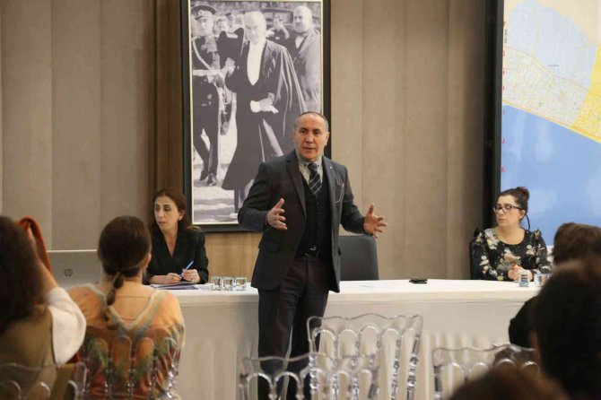 Büyükçekmece’de “Yerel Yönetimlerde Kadınları Güçlendiriyoruz” Projesi Başladı