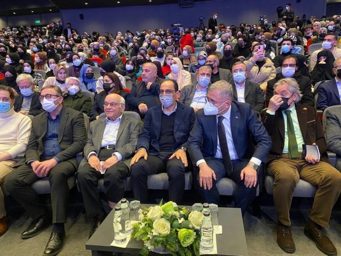 Cumhurbaşkanlığı Sözcüsü Kalın: "Kitap Fuarları Düşüncenin, Duygunun, Okuyucunun Bir Araya Geldiği Çok Güzel Panayırlardır"