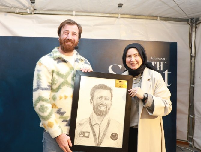 Dünya Şampiyonu Erkan Sevenleriyle Bir Araya Geldi