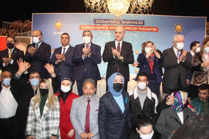 Ak Parti Genel Başkanvekili Kurtulmuş: “Kamuoyu Yoklamalarında En Yakın Rakibimize 10-12 Puan Fark Atıyoruz”