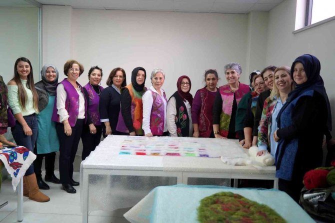 Altıeylül’de Keçecilik Sanatı Yeniden Hayat Buluyor