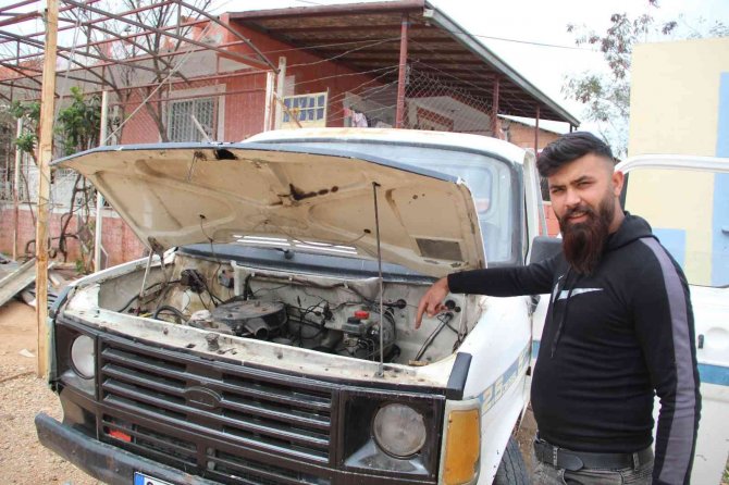 Antalya’da Film Gibi Akü Hırsızlığı