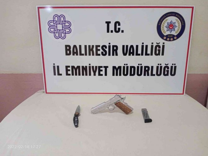 Balıkesir’de Aranan 30 Kişi Yakalandı