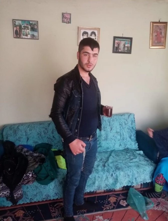 Yeğenlerine Çarpıp Kaçan Sürücünün Yakalanması İçin Viyadüğe Çıktılar