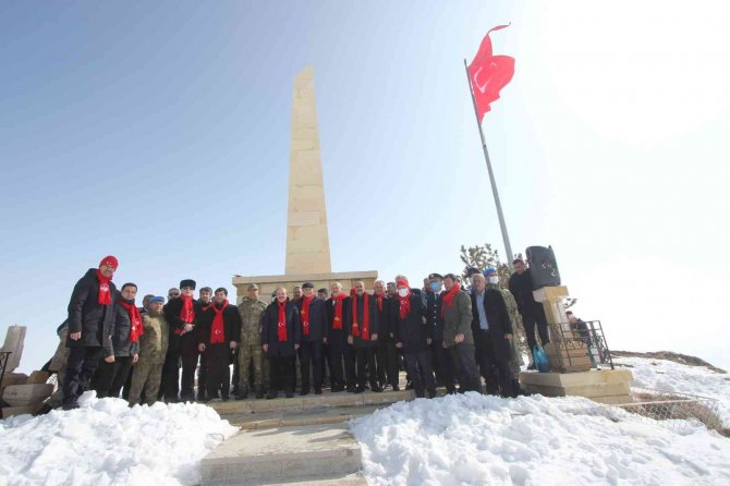 Kurtuluşun 104’ncü Yıl Dönümünde Şehitler İçin Yürüdüler