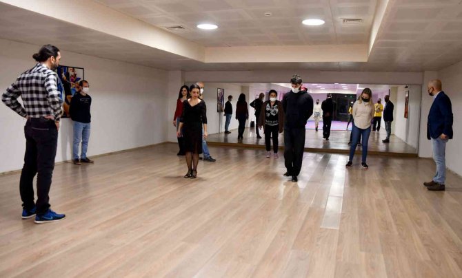 Tepebaşı’ndan Tango Kursu
