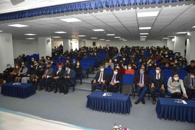 Öğrencilere Mustafa Kutlu’nun Farklı Yönlerini Anlatıldı