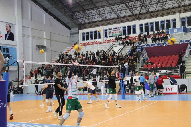 Efeler Ligi: Cizre Belediyespor: 3 - Altekma: 0