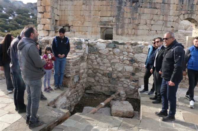Erasmus+ Projesi Ortakları Kibyra Antik Kentini Gezdi