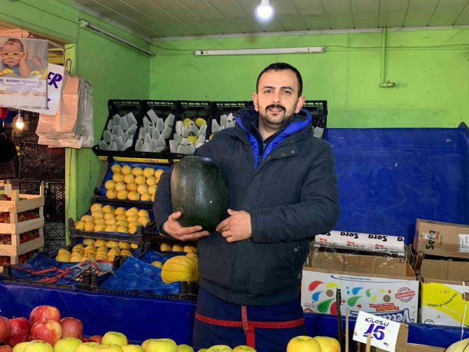 Karpuz Tezgahlara Düştü