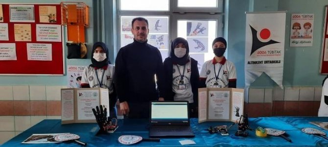 Gediz Altınkent Ortaokulu’nda Bilim Fuarı