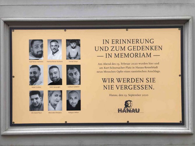 Hanau Katliamı 2. Yılında Anıldı