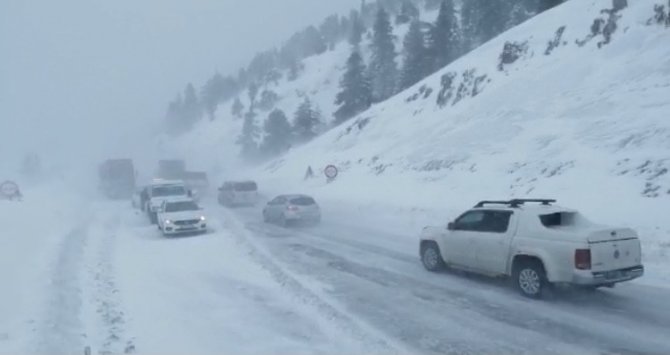 Antalya-konya Karayolu Tüm Araç Trafiğine Açıldı