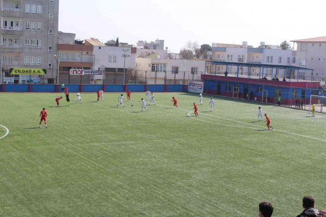 Kahta 02 Spor Kendi Evinde 1-0 Kazandı