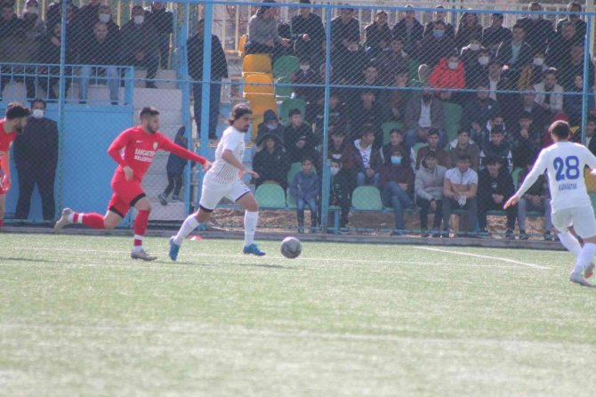 Kahta 02 Spor Kendi Evinde 1-0 Kazandı