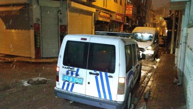 Bıçaklanan Alkollü Şahıs Ağır Yaralandı