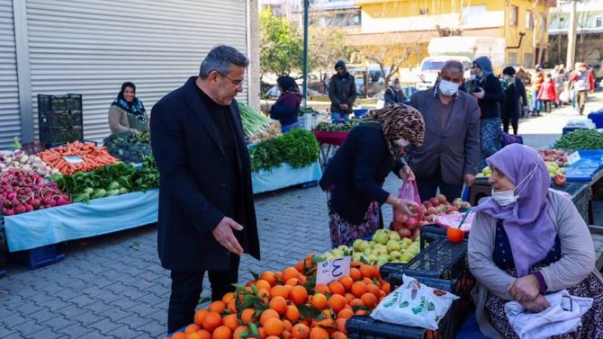 Başkan Güler, Pazarda Etiket Denetimi Yaptı