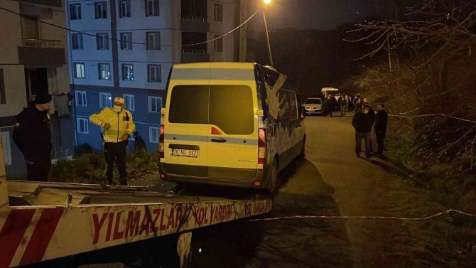 Görme Engelli Şahıs Geri Manevra Yapan Aracın Altında Kalarak Can Verdi