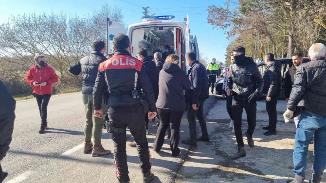 Oğlu Babasını Aracında Kanlar İçinde Buldu