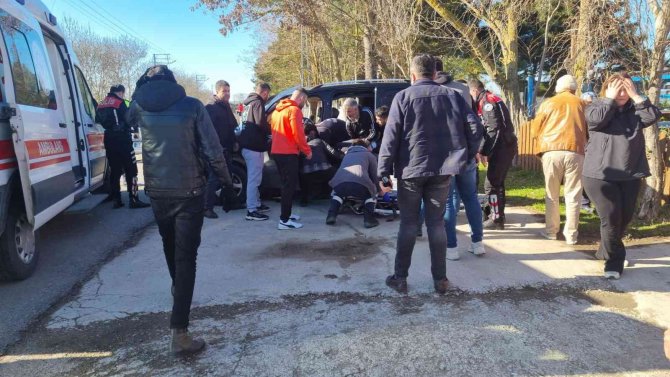 Oğlu Babasını Aracında Kanlar İçinde Buldu