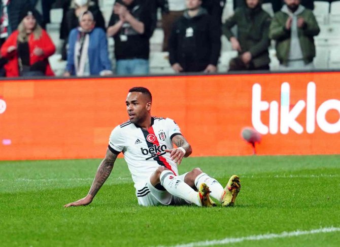 Spor Toto Süper Lig: Beşiktaş: 0 - Altay: 0 (İ̇lk Yarı)
