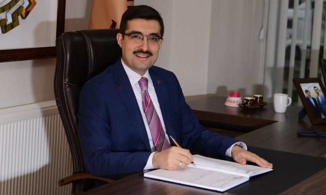 Manisalı Hayırsever Genç İş Adamı Son Yolculuğuna Uğurlandı