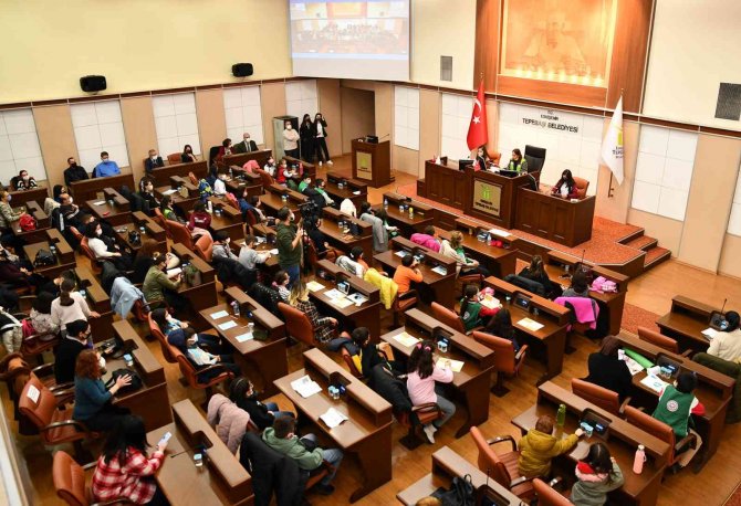 Çevre Çocuk Meclisi’nde Gündem ’İklim’ Oldu