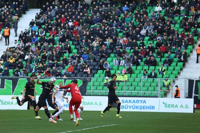 Tff 2. Lig: Sakaryaspor: 1 - Ankaraspor: 0