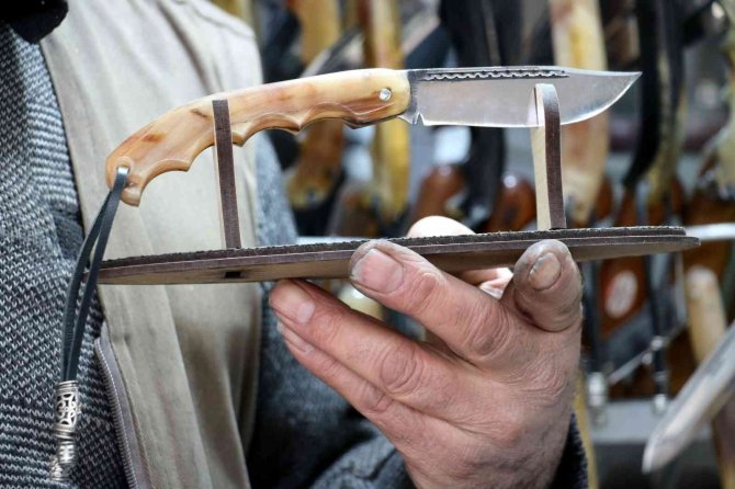 Meşhur Sivas Bıçakçılığına Patent Engeli