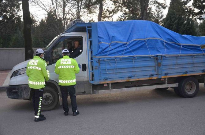 Uşak’ta Bin 848 Araç Sürücüsüne Para Cezası Kesildi