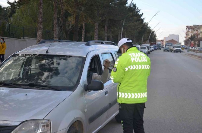 Uşak’ta Bin 848 Araç Sürücüsüne Para Cezası Kesildi