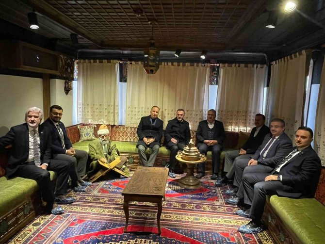 Ak Parti’li Kandemir Osmanlı Müzesine Hayran Kaldı