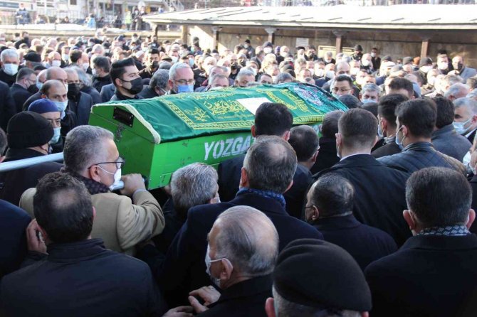 Bakan Bozdağ, Yozgat’ta Cenaze Törenine Katıldı